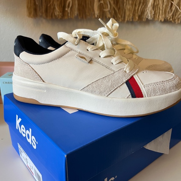 NWT KEDS x Recreational Habits The Court Lea Sneaker - Picture 4 of 9